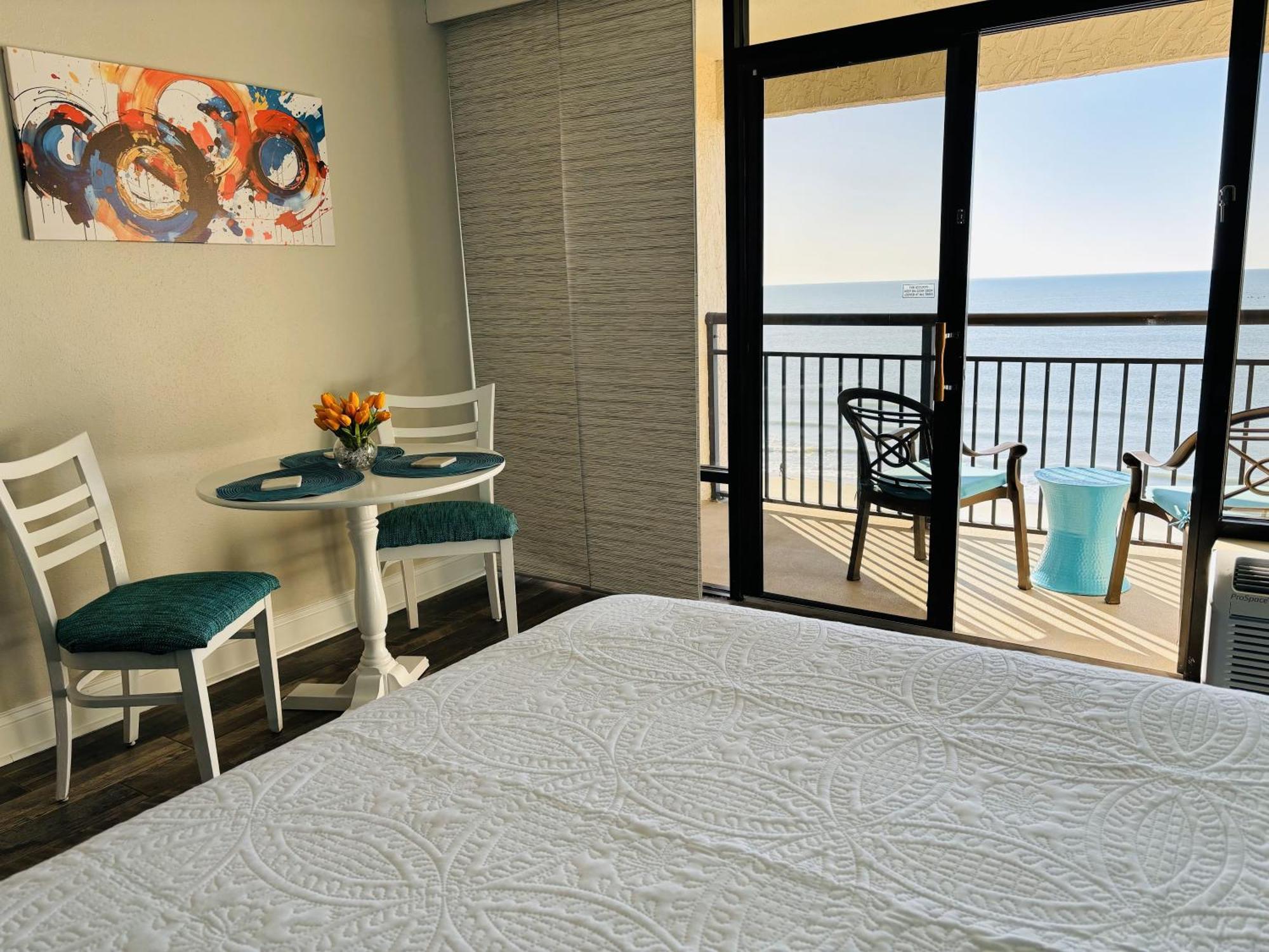 מירטל ביץ' Sea La Vie Oceanfront Studio מראה חיצוני תמונה